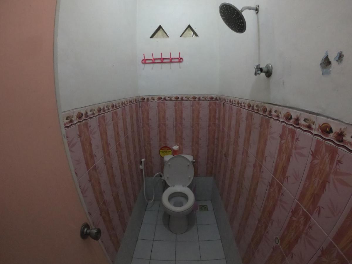 Owl Hostel Îles Karimunjawa Extérieur photo