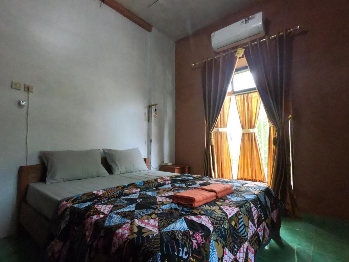 Owl Hostel Îles Karimunjawa Extérieur photo