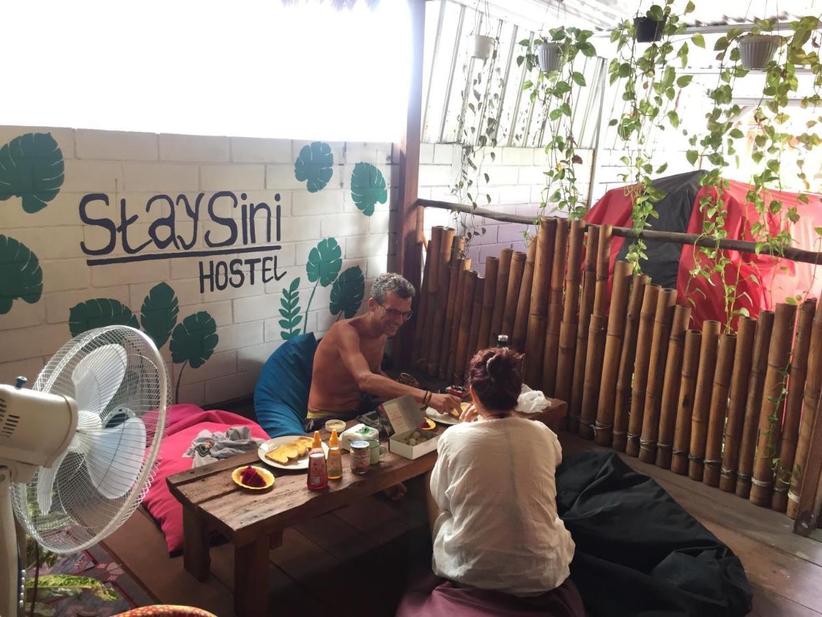 Owl Hostel Îles Karimunjawa Extérieur photo