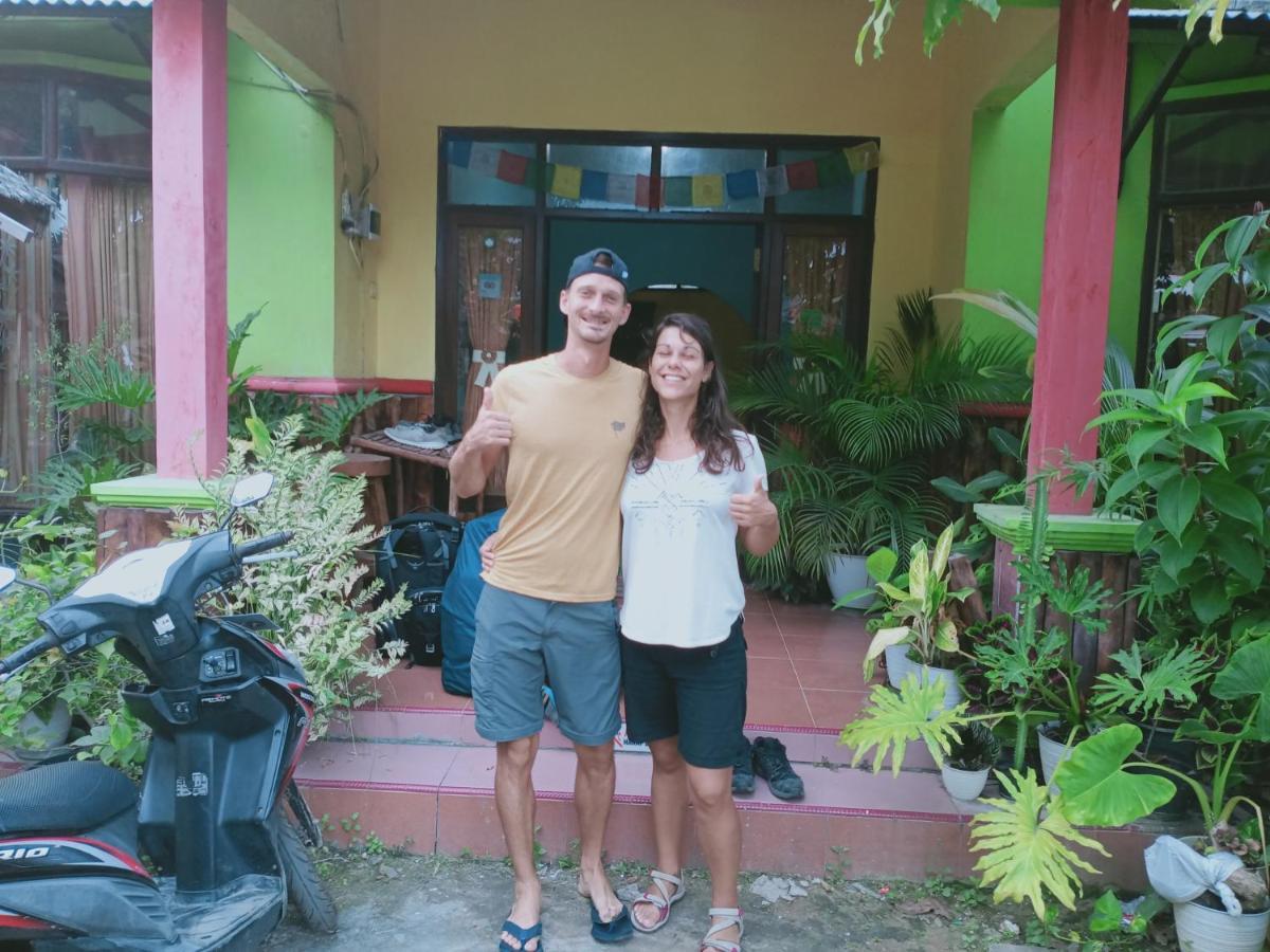 Owl Hostel Îles Karimunjawa Extérieur photo